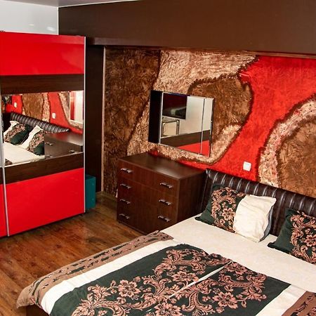 Vilhelmov'S Apartament Lukovit Extérieur photo